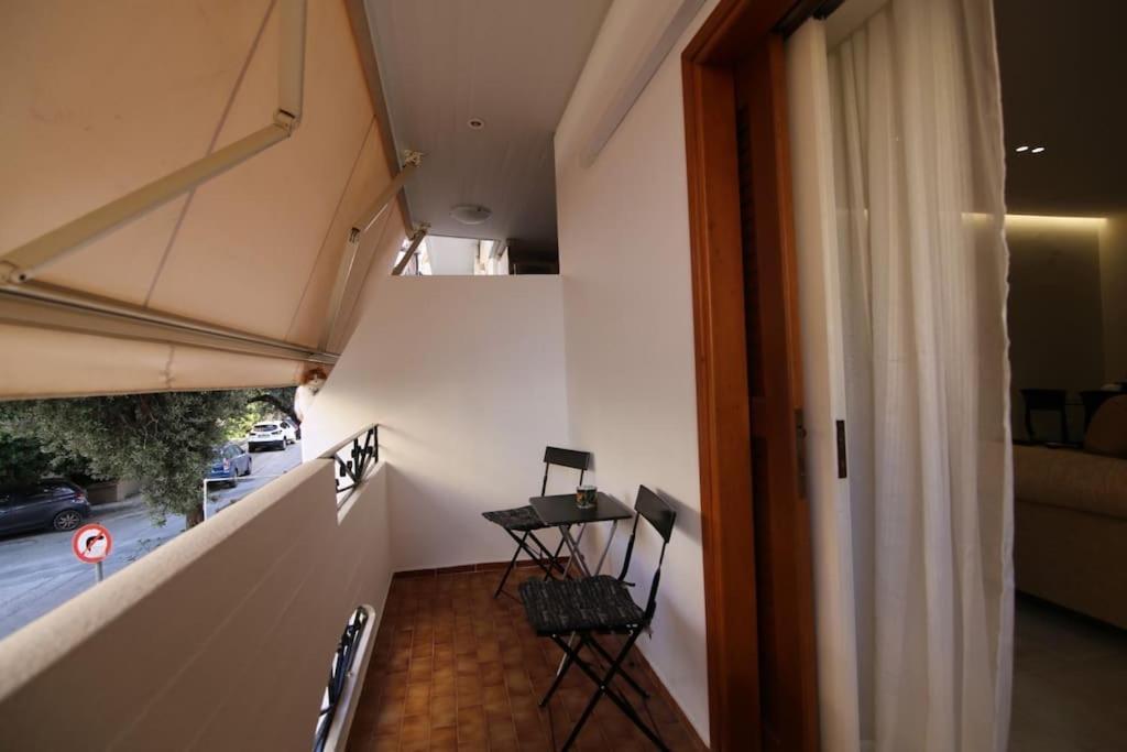 Eclectic Apartment Near Downtown Iraklio Exterior foto
